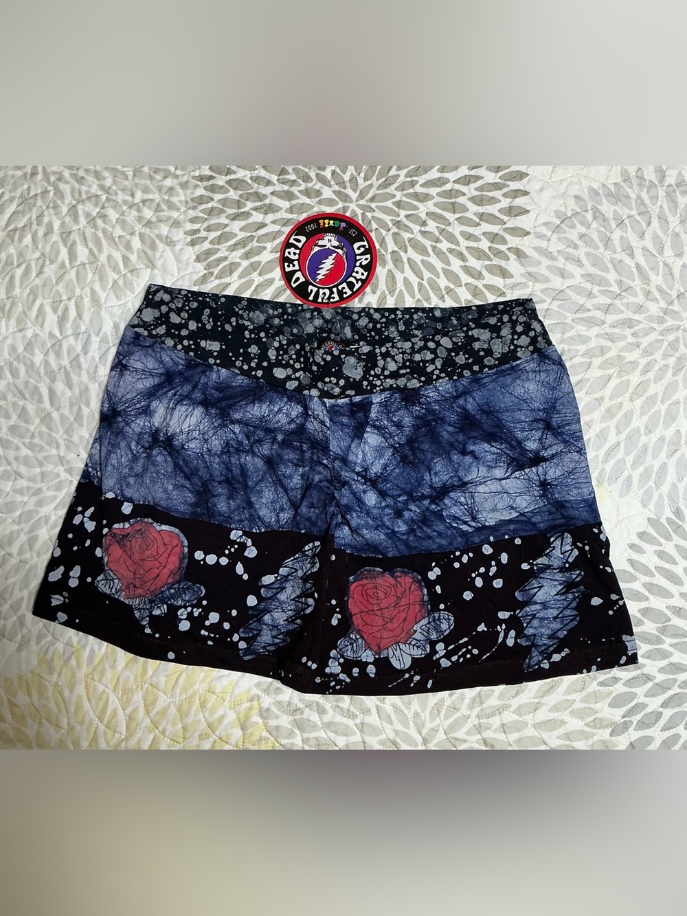 NWT Grateful Dead Athletic Shorts Tie Dye Rose Lightning Bolt